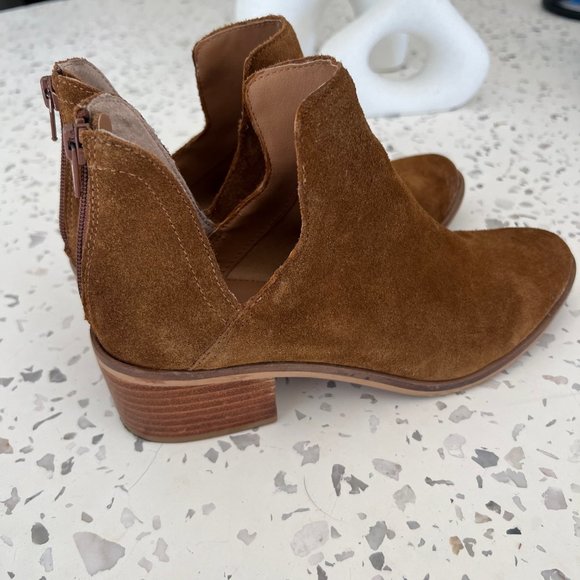 Steve Madden Lancaster Bootie - Cognac Suede - Picture 2 of 5
